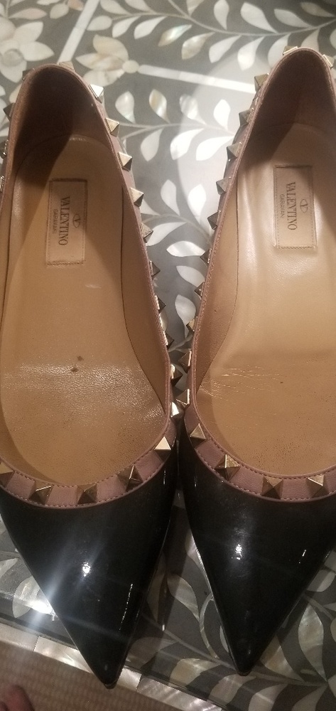 Black Valentino flats size 38.5 European